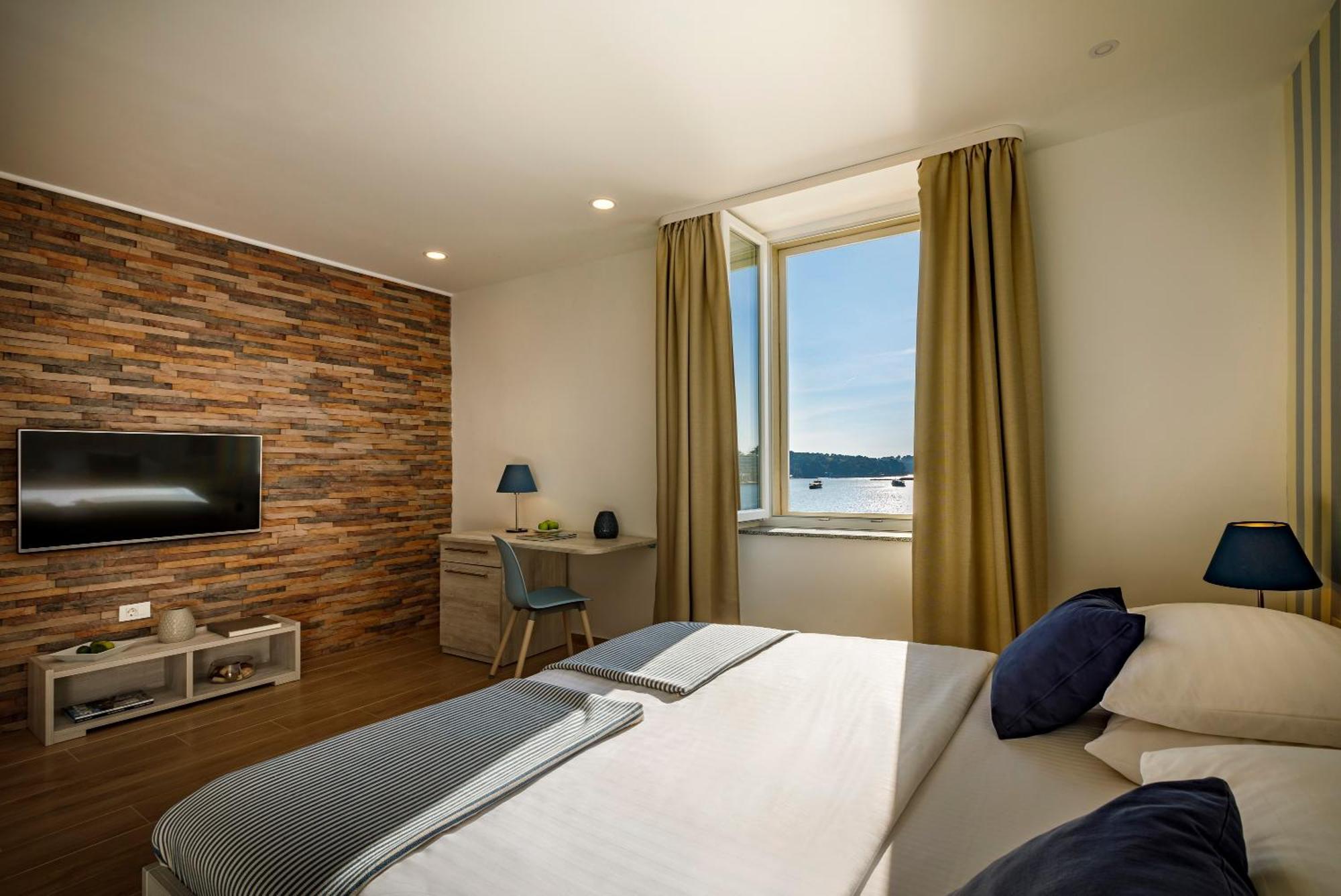 Old Town And Apartma Porec